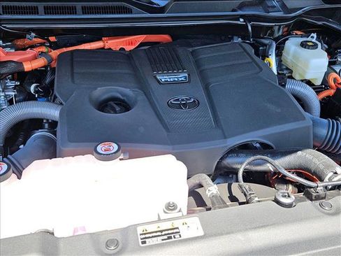 New 2025 Toyota Tundra Platinum image 15