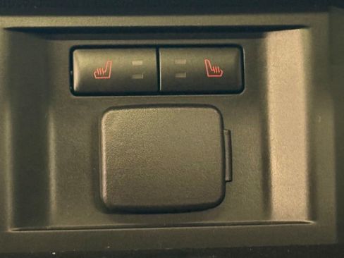 Used 2021 Ford F150 Lariat w/ Equipment Group 502A High image 19