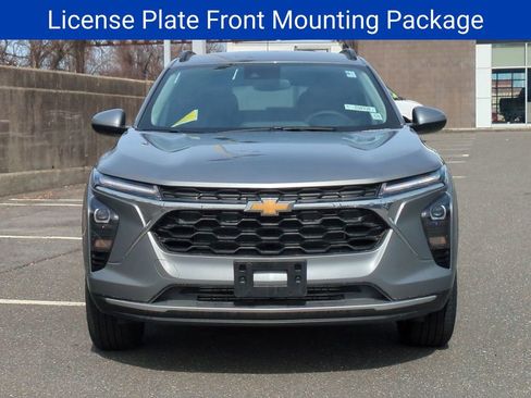 New 2026 Chevrolet Trax LT w/ Driver Confidence Package image 8