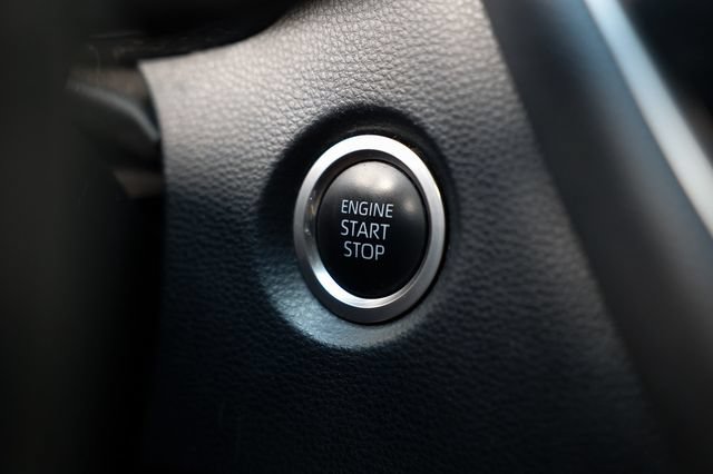 Used 2019 Toyota Corolla SE w/ Carpet Mat Package FWD image 31
