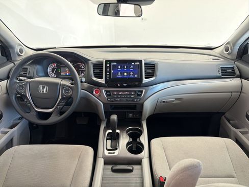 Used 2016 Honda Pilot EX image 16