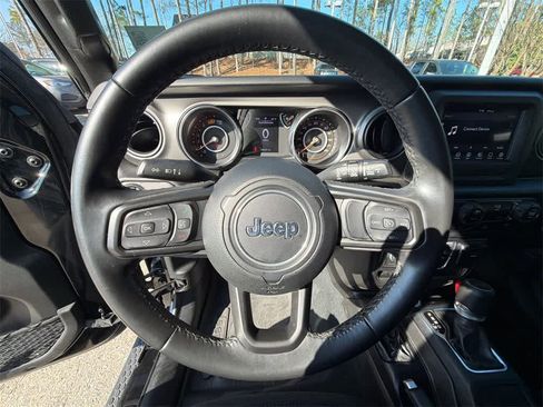 Used 2022 Jeep Wrangler Unlimited Sport image 21