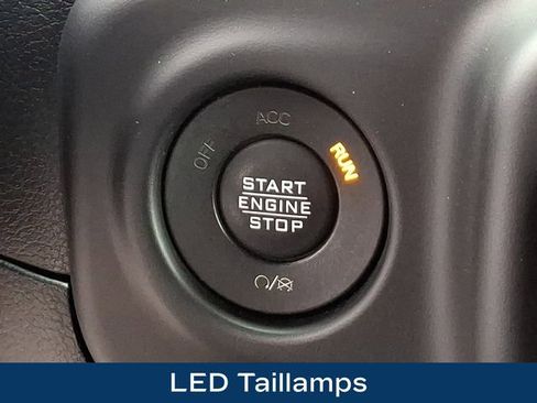 Used 2020 Jeep Wrangler Unlimited Sport image 30