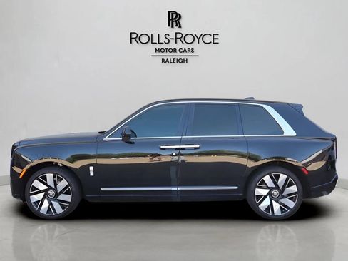 Certified 2026 Rolls-Royce Cullinan AWD/4WD image 3