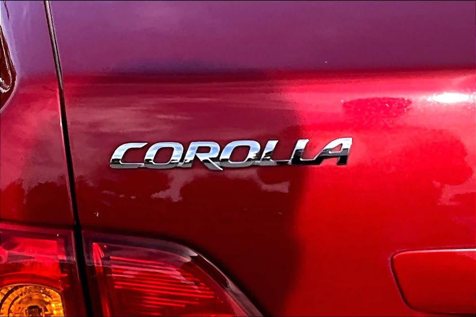 Used 2010 Toyota Corolla LE w/ All Weather Guard Pkg FWD image 9