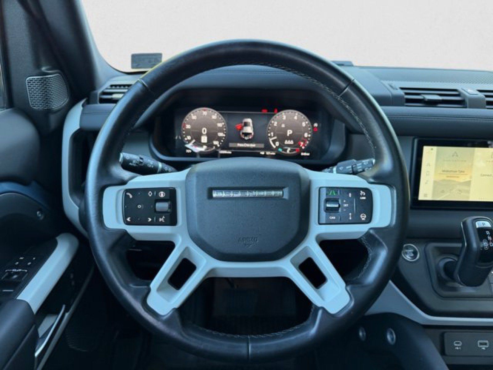 Certified 2024 Land Rover Defender 110 S AWD/4WD image 15
