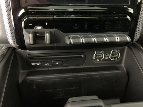 Used 2019 RAM 1500 Limited image 16