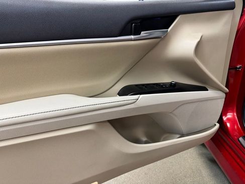 Used 2023 Toyota Camry XLE w/ Navigation Package image 8