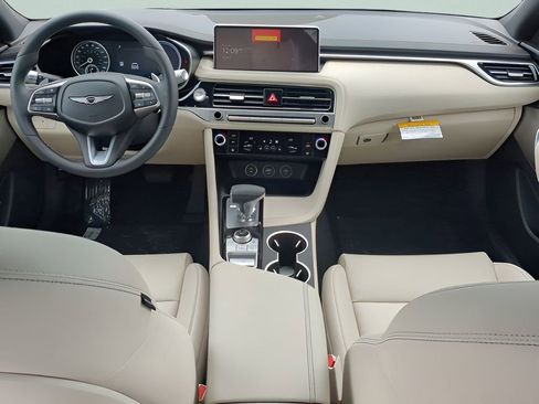 Used 2026 Genesis G70 2.5T image 13