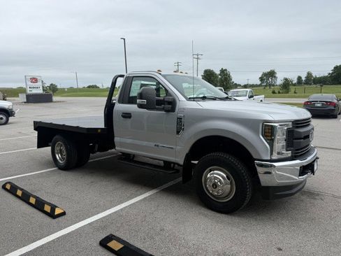 Used 2019 Ford F350 XL w/ XL Value Package AWD/4WD image 3