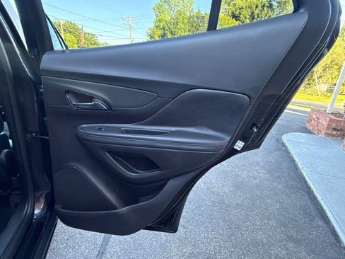 Used 2019 Buick Encore Preferred AWD/4WD image 20