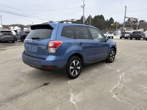 Used 2017 Subaru Forester 2.5i Limited image 5