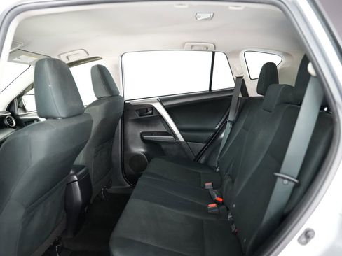 Used 2018 Toyota RAV4 LE w/ All Weather Liner Package FWD image 35