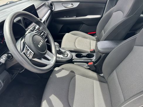 Used 2024 Kia Forte LXS FWD image 10