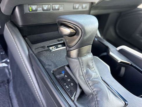Certified 2024 Lexus ES 350 w/ Premium Package FWD image 20