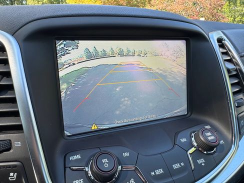 Used 2017 Chevrolet SS image 23