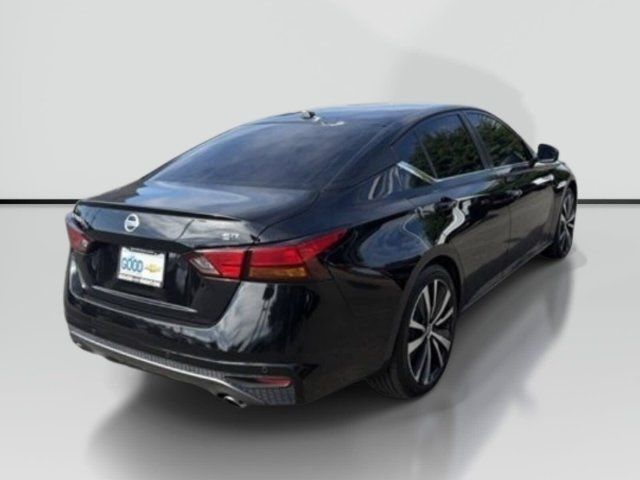 Used 2021 Nissan Altima 2.5 SR FWD image 7