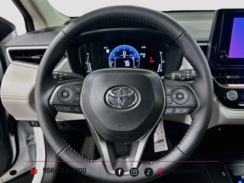 New 2026 Toyota Corolla Cross LE w/ Moonroof Package FWD image 10