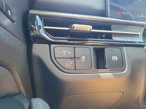 New 2026 Kia Sportage SX FWD image 29