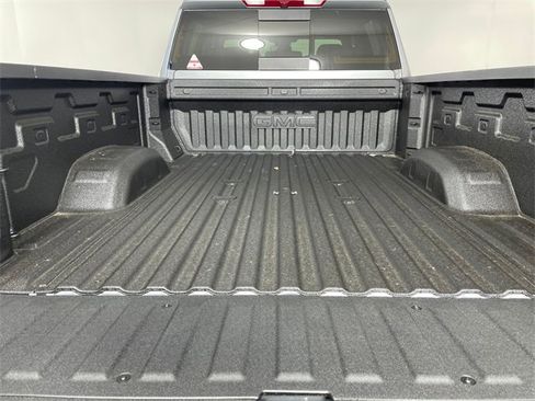 New 2026 GMC Sierra 3500 SLT w/ SLT Premium Package image 15