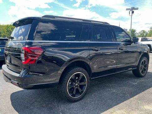 Used 2023 Ford Expedition Max Limited AWD/4WD image 3