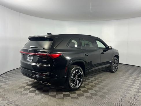 Used 2025 Buick Enclave Sport Touring image 8