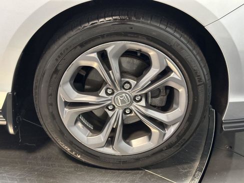 Used 2024 Honda Accord EX image 17