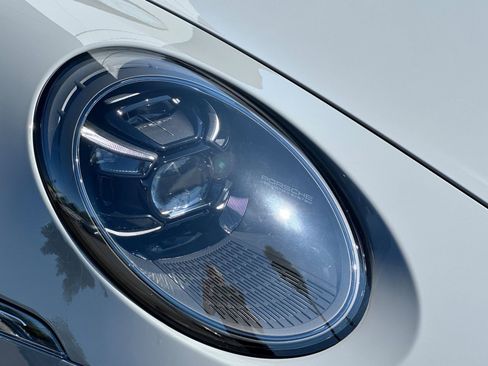 Certified 2022 Porsche 911 GT3 RWD image 36