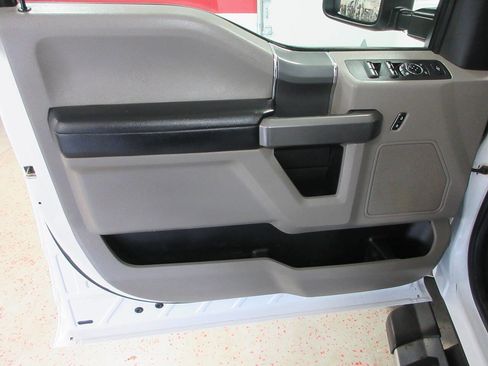 Used 2018 Ford F250 XLT w/ XLT Premium Package image 20