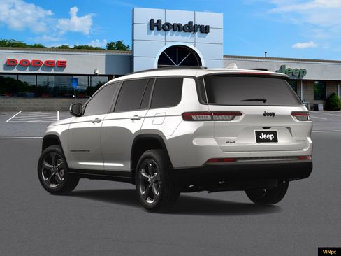 New 2025 Jeep Grand Cherokee L Limited w/ Black Appearance Package image 5