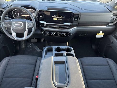 New 2026 GMC Sierra 1500 Elevation image 7