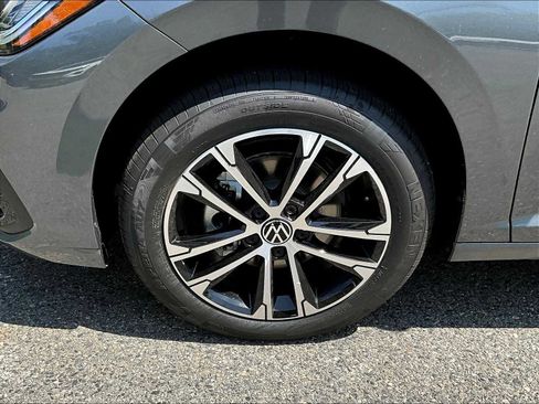 New 2025 Volkswagen Jetta Sport image 8