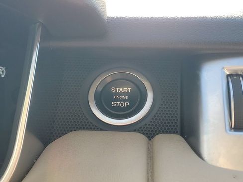 Used 2019 Land Rover Range Rover Sport HSE AWD/4WD image 23