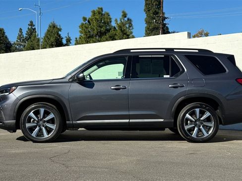 Certified 2025 Honda Pilot Elite image 10
