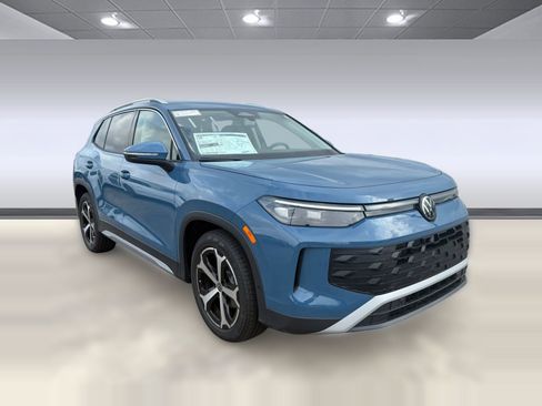 New 2026 Volkswagen Tiguan SE image 7