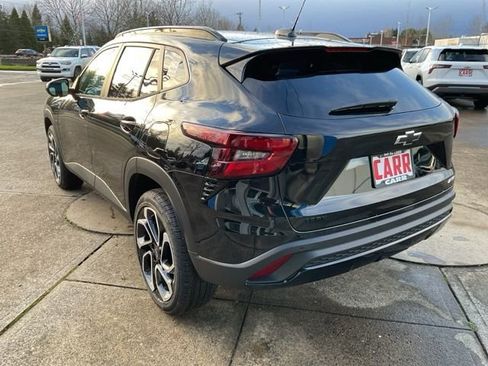 New 2026 Chevrolet Trax RS w/ Driver Confidence Package image 6