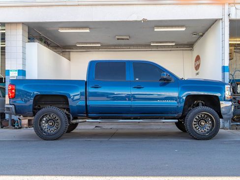 Used 2017 Chevrolet Silverado 1500 LT w/ All Star Edition RWD image 2