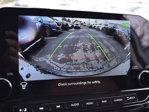 New 2025 Nissan Pathfinder Platinum image 17