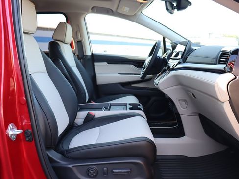Certified 2026 Honda Odyssey Elite image 22