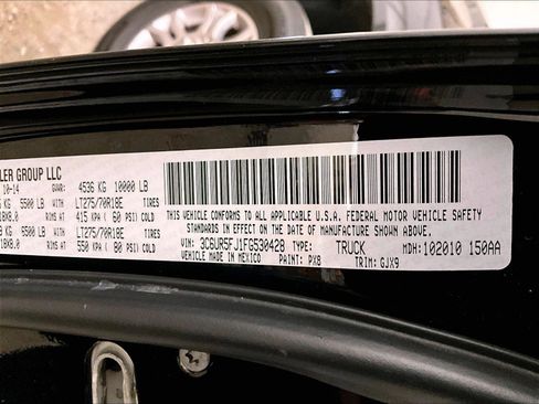 Used 2015 RAM 2500 Laramie w/ Convenience Group AWD/4WD image 33