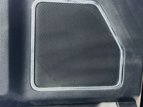 Used 2018 Ford F250 Lariat w/ Chrome Package image 22