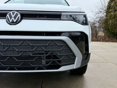 New 2026 Volkswagen Taos S image 4