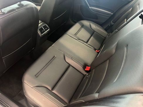 Used 2017 Volkswagen Golf SE AWD/4WD image 35