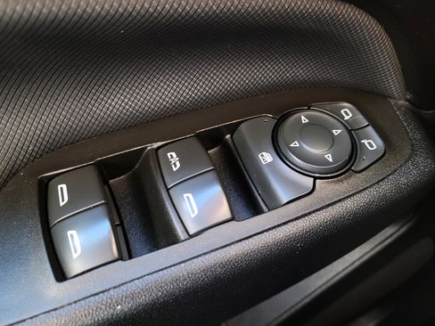 Used 2022 Chevrolet Equinox RS image 15