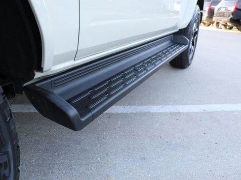 Used 2025 Ford Bronco Outer Banks AWD/4WD image 9