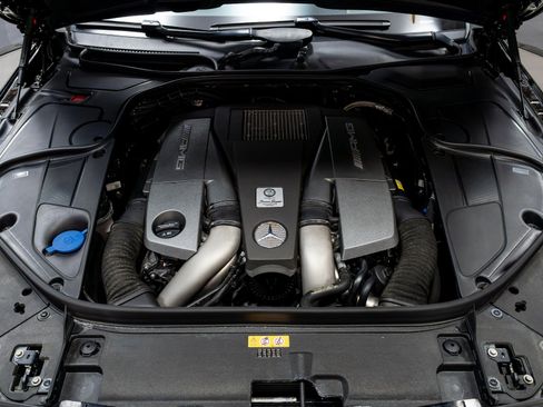 Used 2017 Mercedes-Benz S 63 AMG 4MATIC Sedan image 45