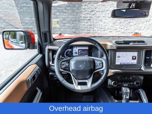 Used 2023 Ford Bronco Outer Banks AWD/4WD image 32