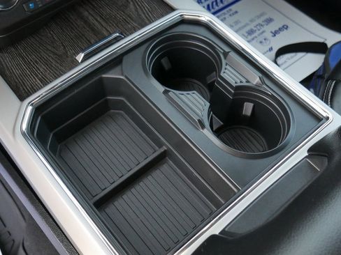 Used 2021 Ford F250 Lariat w/ Chrome Package image 55