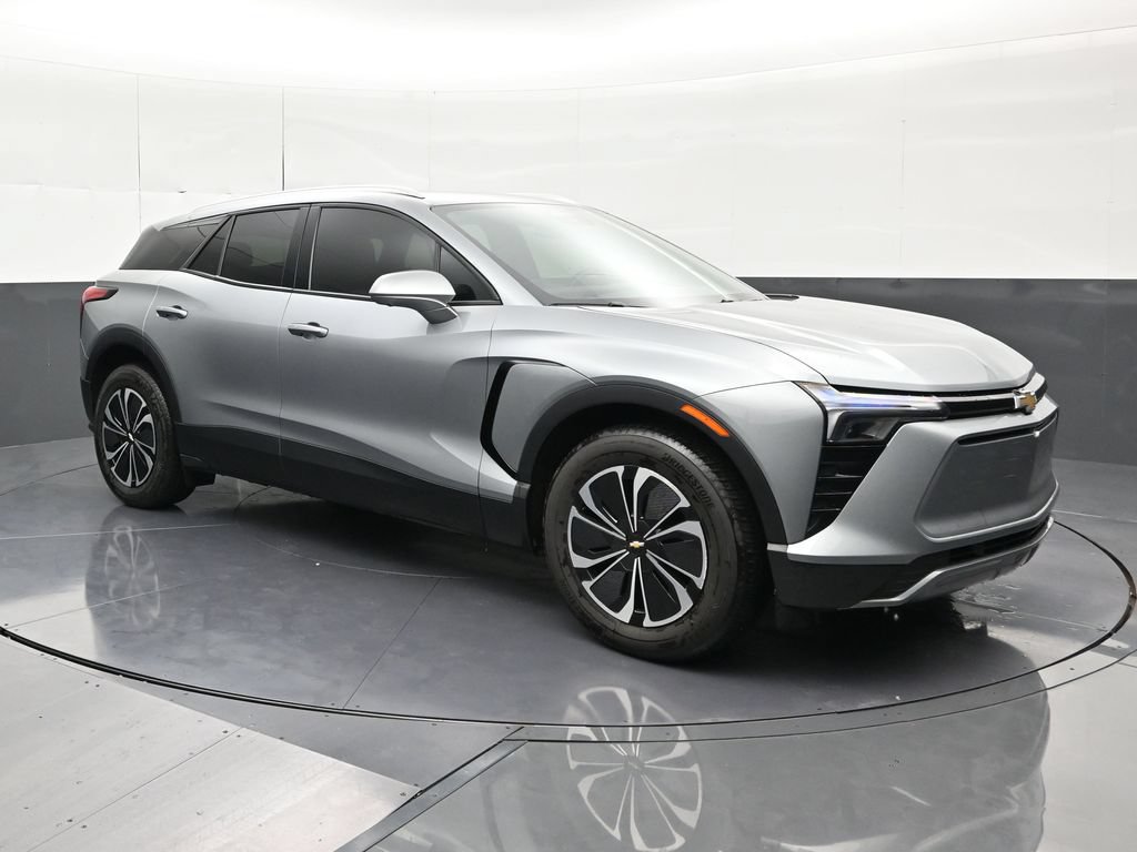 Used 2024 Chevrolet Blazer EV LT AWD/4WD image 7