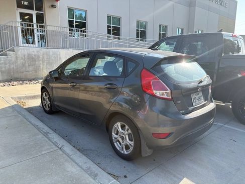 Used 2015 Ford Fiesta SE w/ Comfort Package FWD image 2